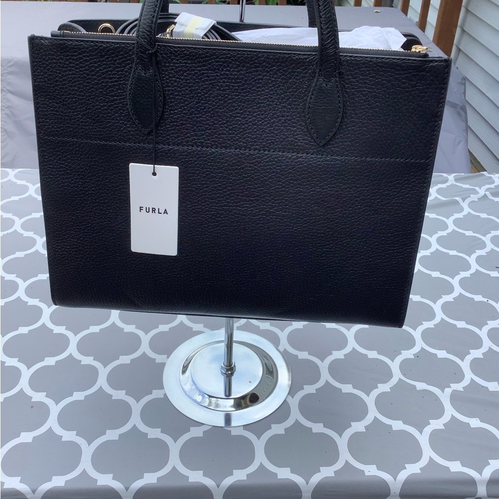 Furla - Picture 3 of 4